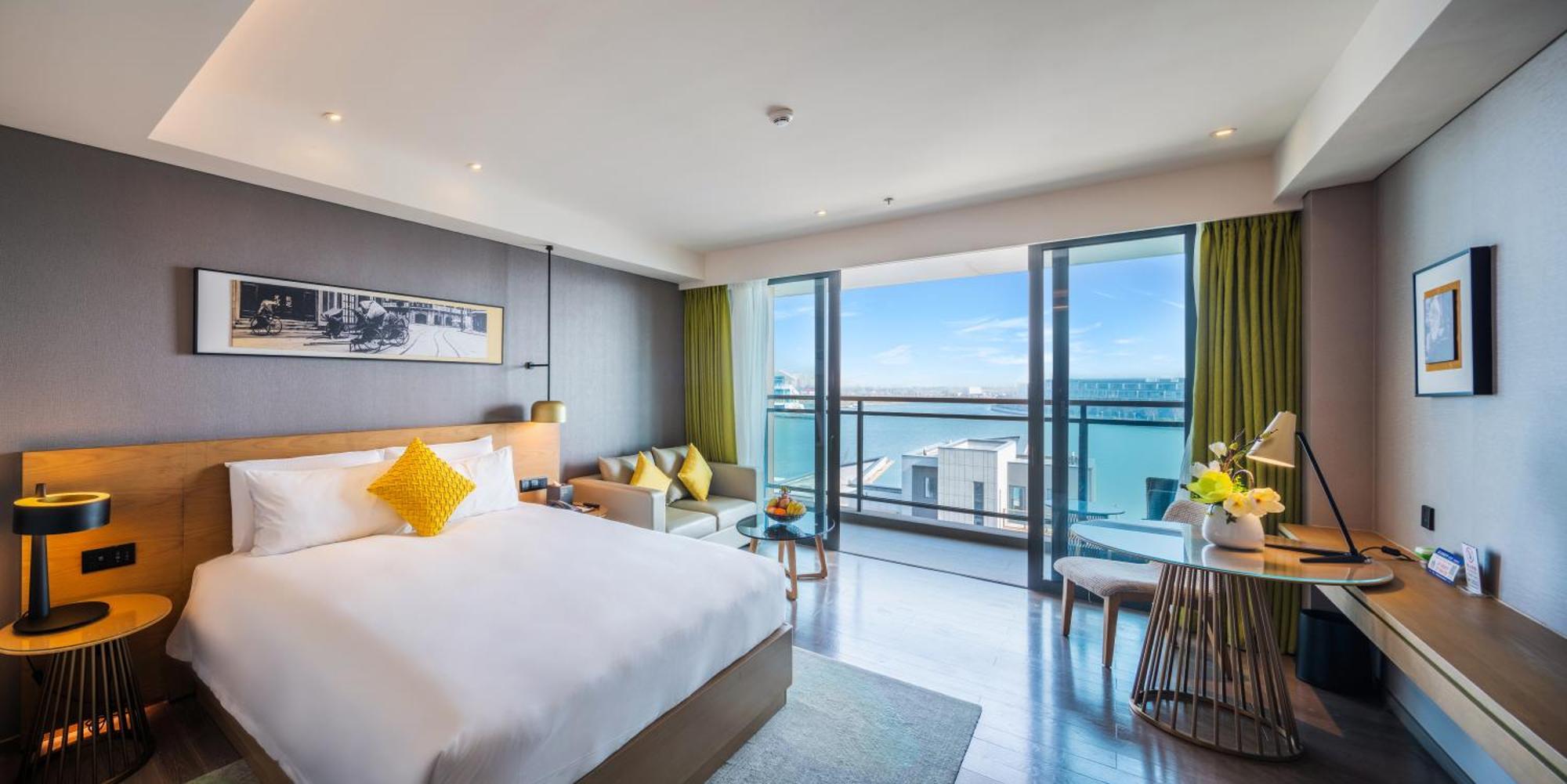 The Mulian Jinhai Hotel